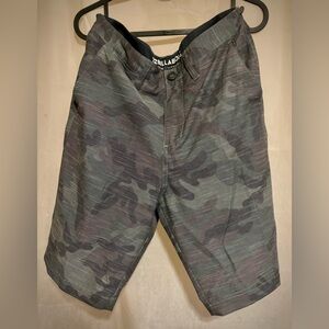 Billabong-Crossfire Submersibles-Camo Print-Men’s Shorts-Size 30-NWOT
